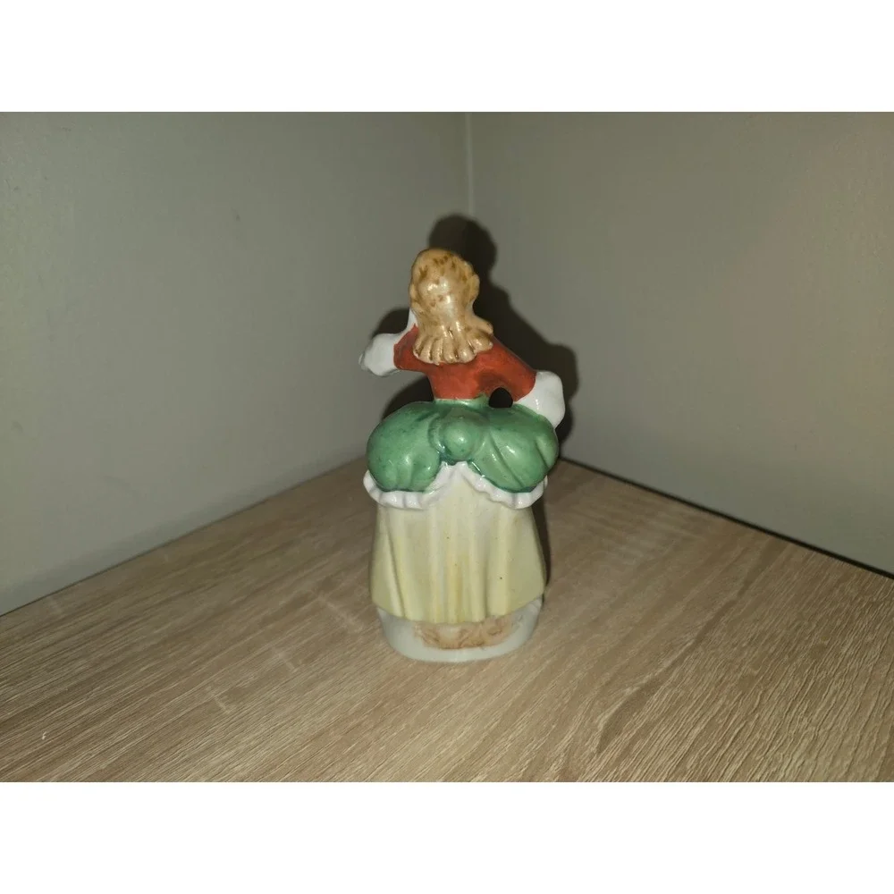 Vintage Made in‎ Occupied Japan Porcelain Colonial Woman Figurine Red Green 4.5